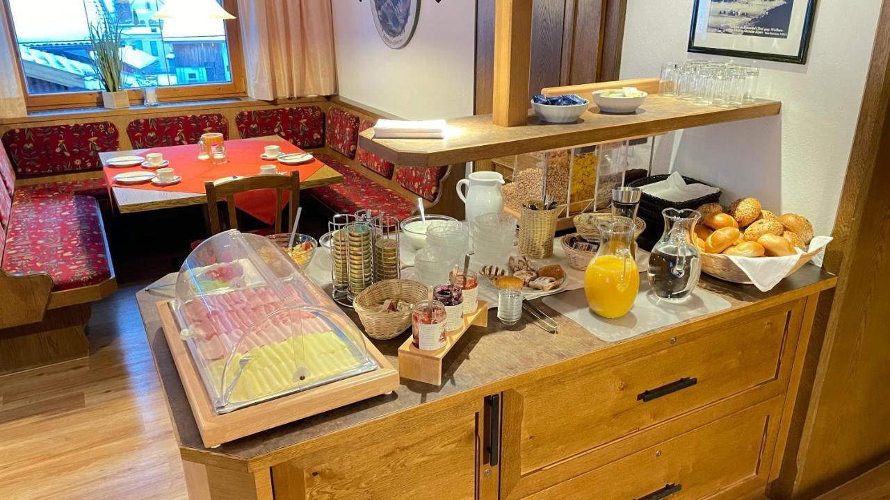 - Und Fruehstueckspension Jaegerheim Penzion Kaunertal
