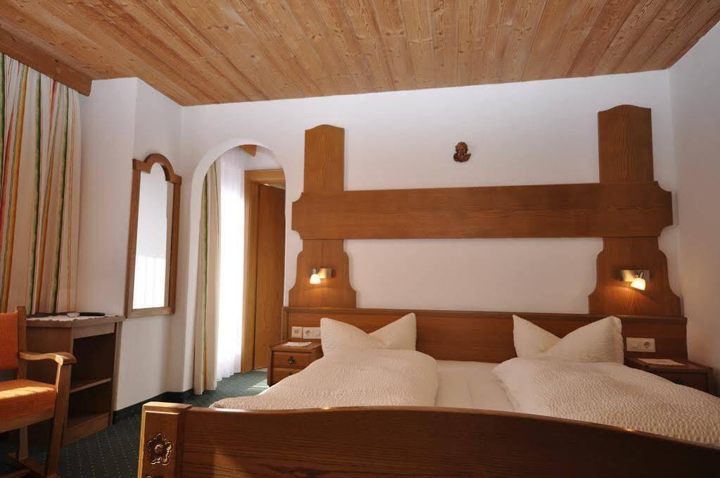 - Und Fruehstueckspension Jaegerheim Kaunertal